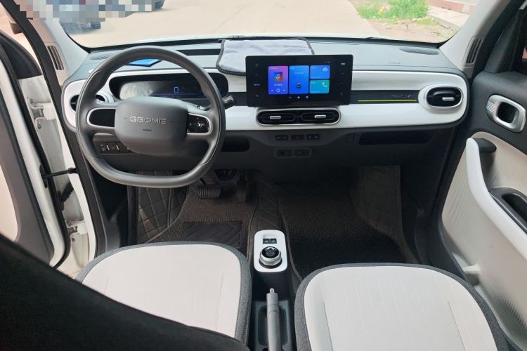 Used Geely Galaxy Panda 2025 210 km – Yuanqi Bear Center Console