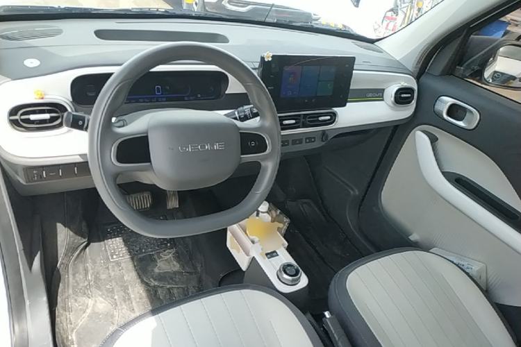 Used Geely Galaxy Panda 2025 210km Panda Kart Center Console