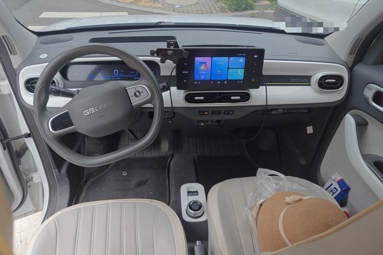 Used Geely Galaxy Panda 2025 210 km – Yuanqi Bear Center Console