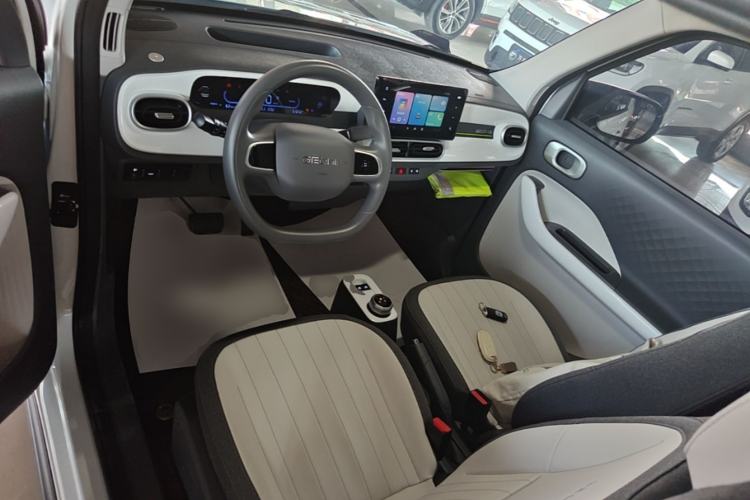 Used Geely Galaxy Panda 2025 210km Panda Kart Center Console