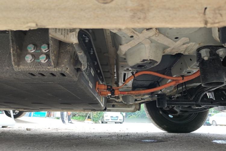 Used Geely Galaxy Panda 2025 210 km – Yuanqi Bear Chassis Front Right