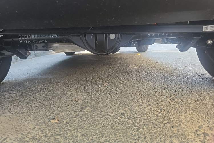 Used Geely Galaxy Panda 2025 210 km – Yuanqi Bear Chassis Rear