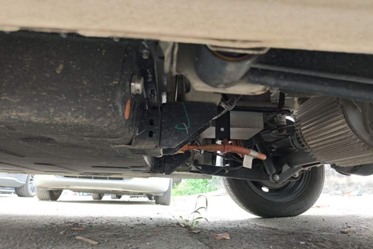 Used Geely Galaxy Panda 2025 210 km – Yuanqi Bear Chassis Rear Left