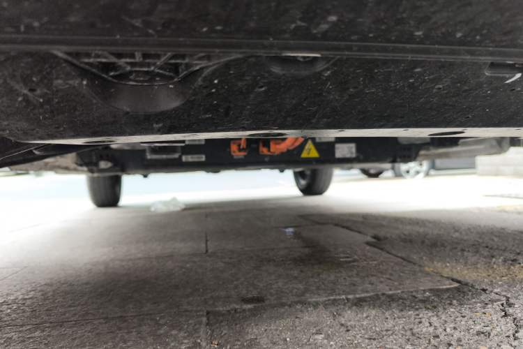 Used Geely Galaxy Panda 2025 210 km – Yuanqi Bear Chassis Rear Right
