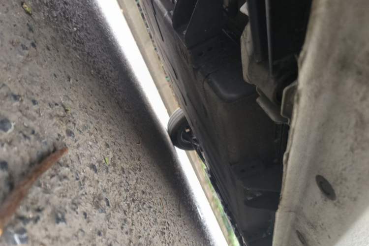Used Geely Galaxy Panda 2025 210 km – Yuanqi Bear Chassis Rear Right
