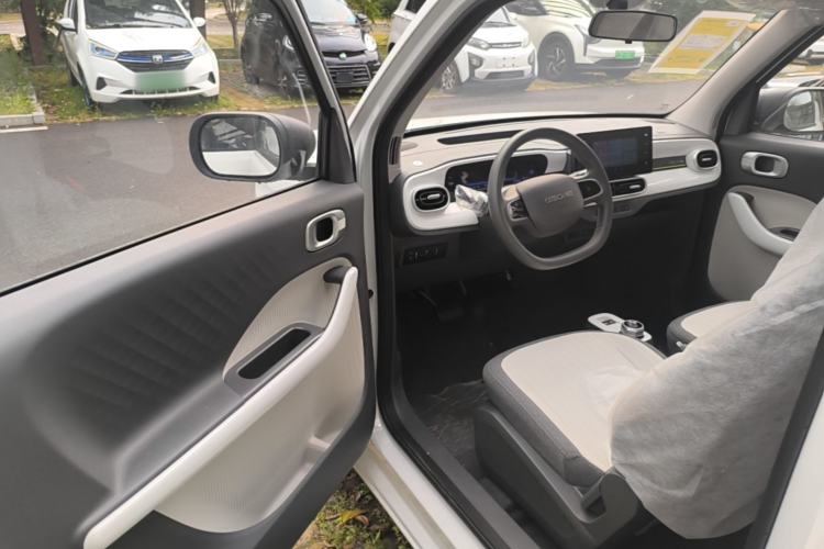 Used Geely Galaxy Panda 2025 210 km – Yuanqi Bear Driver Seat