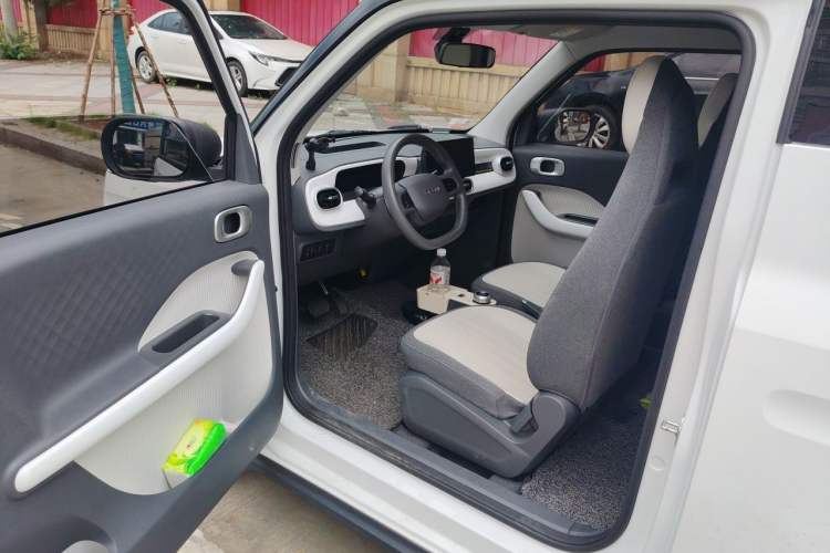 Used Geely Galaxy Panda 2025 210km Panda Kart Driver Seat