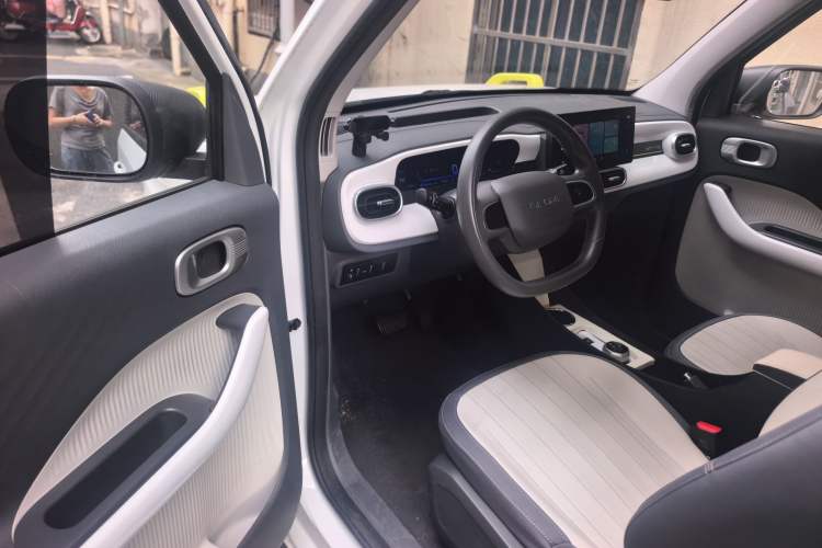 Used Geely Galaxy Panda 2025 210km Panda Rider Driver Seat