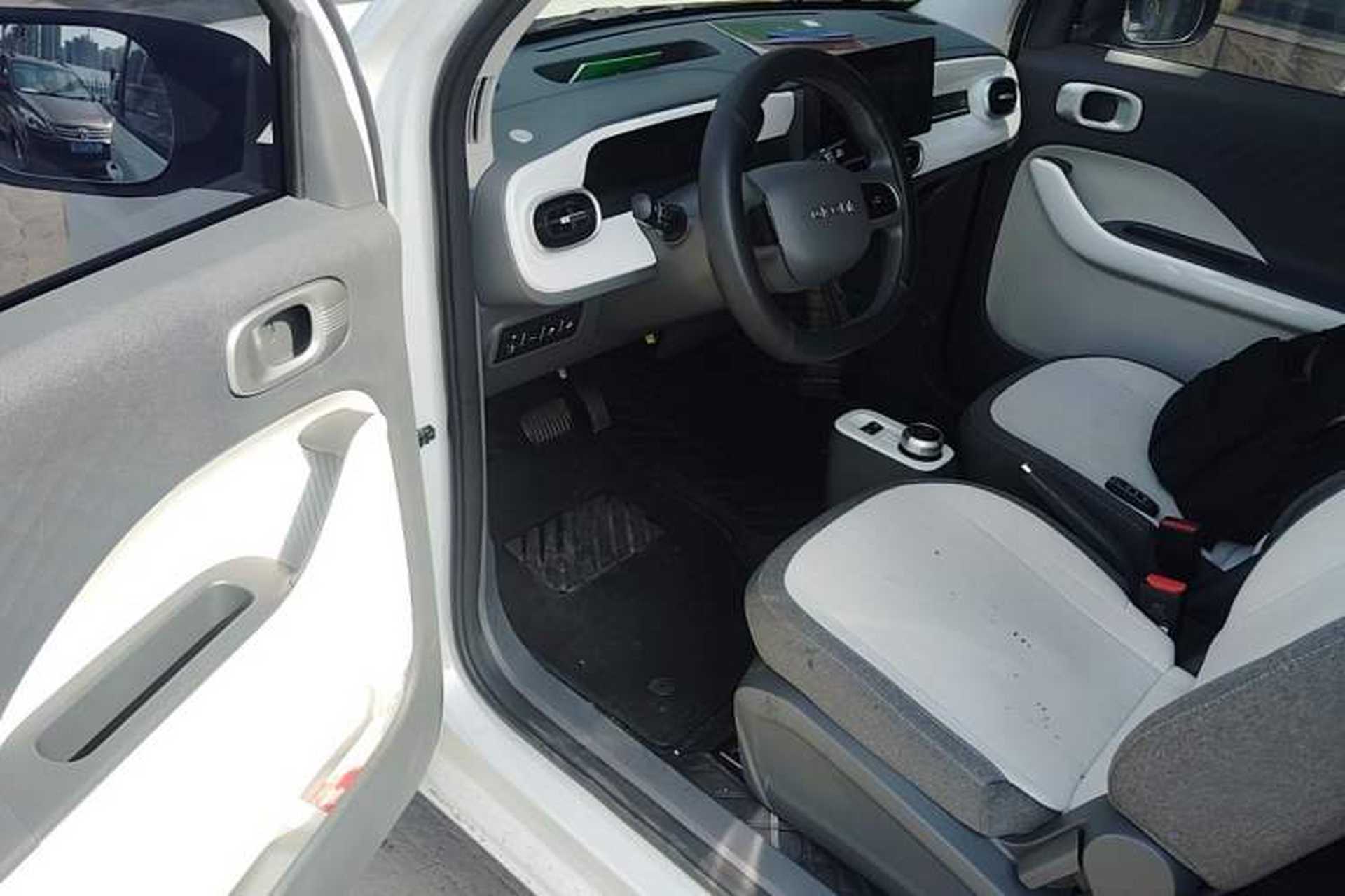 Used Geely Galaxy Panda 2025 210 km – Yuanqi Bear Driver Seat