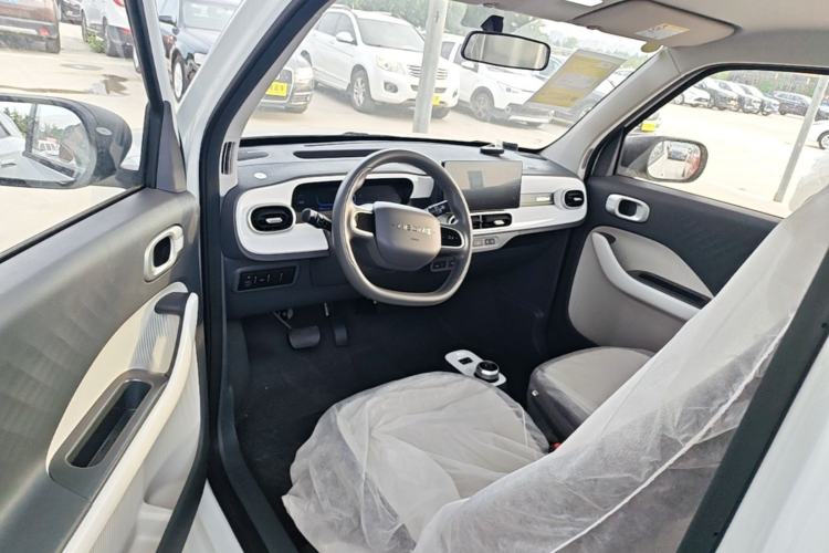 Used Geely Galaxy Panda 2025 210 km – Yuanqi Bear Driver Seat