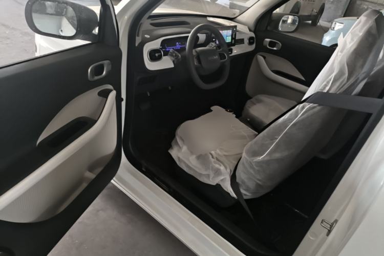 Used Geely Galaxy Panda 2025 210 km – Yuanqi Bear Driver Seat