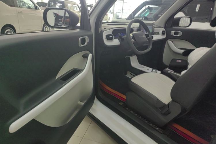 Used Geely Galaxy Panda 2025 210km Panda Kart Driver Seat