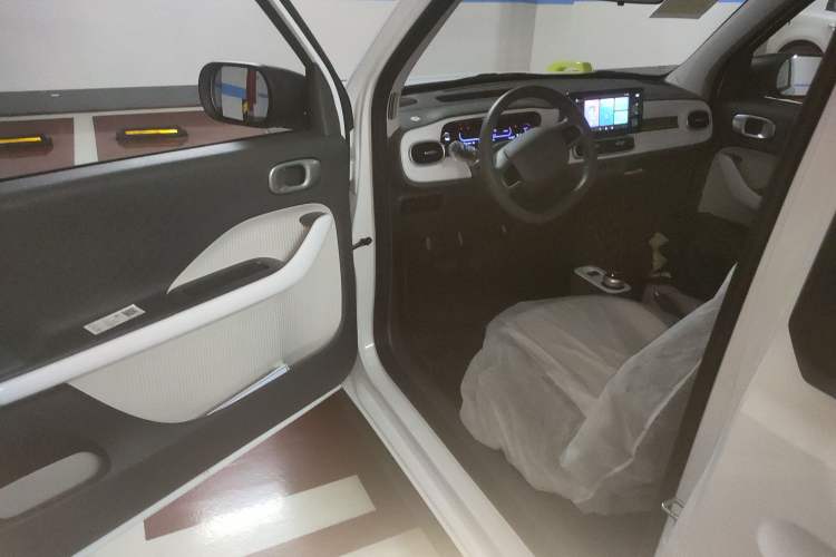 Used Geely Galaxy Panda 2025 210km Panda Rider Driver Seat