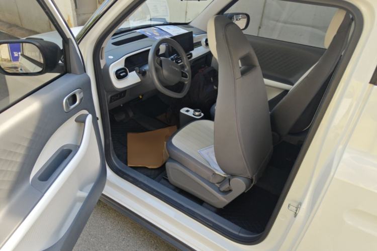 Used Geely Galaxy Panda 2025 210km Panda Kart Driver Seat