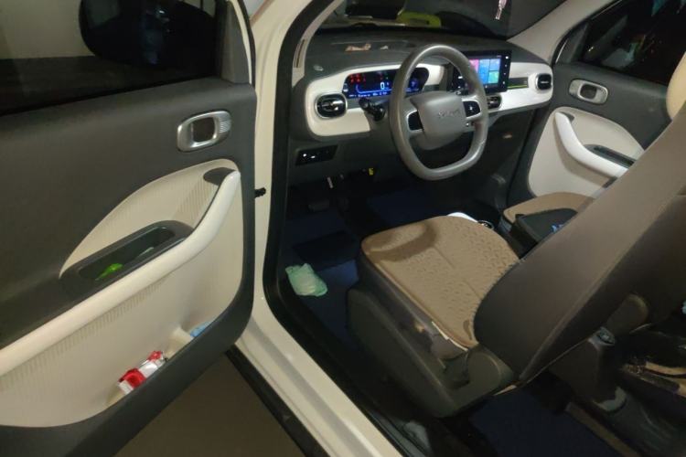 Used Geely Galaxy Panda 2025 210km Panda Rider Driver Seat