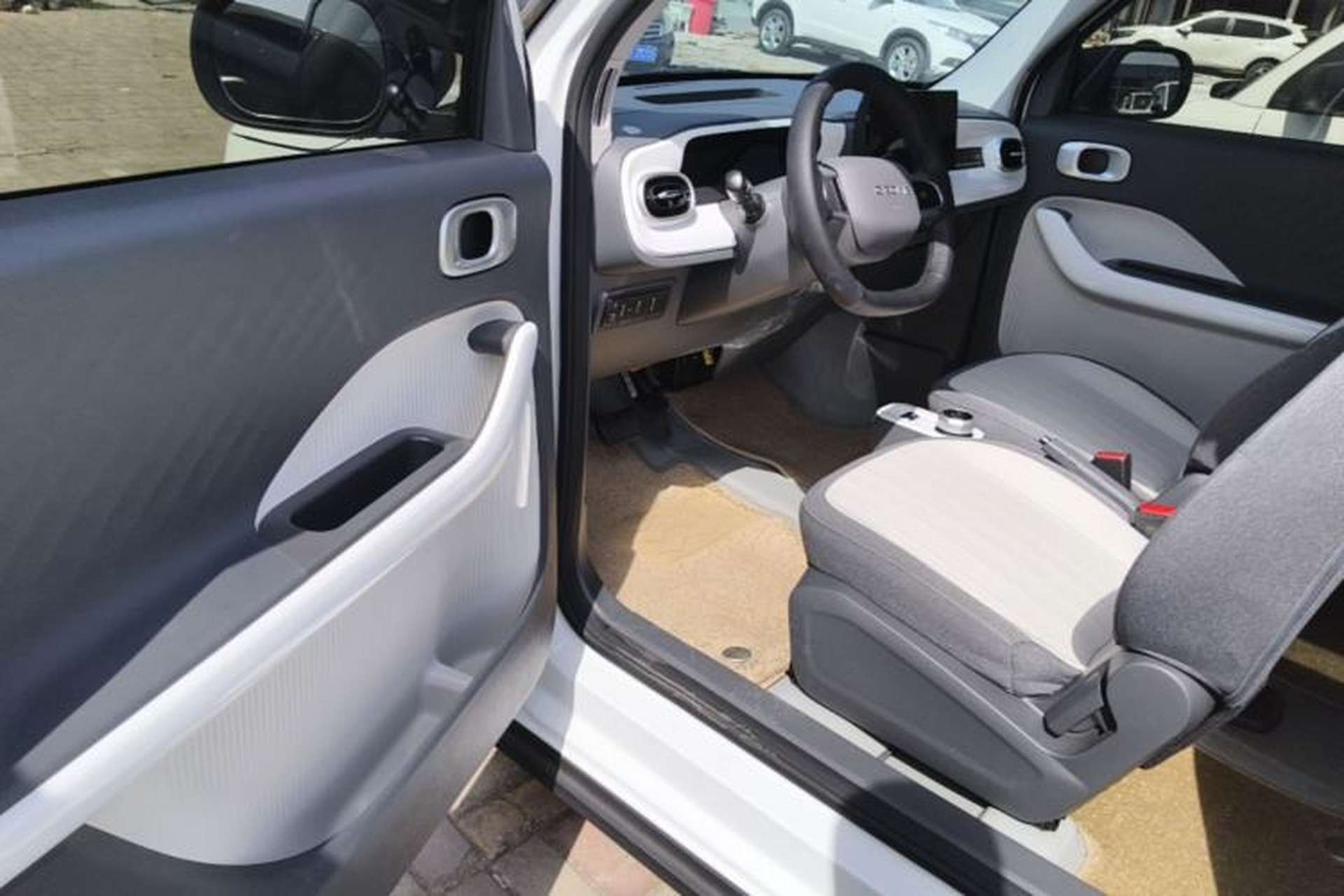 Used Geely Galaxy Panda 2025 210km Panda Kart Driver Seat