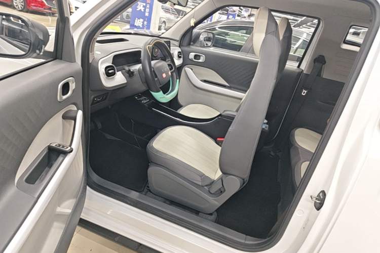 Used Geely Galaxy Panda 2025 210km Panda Rider Driver Seat