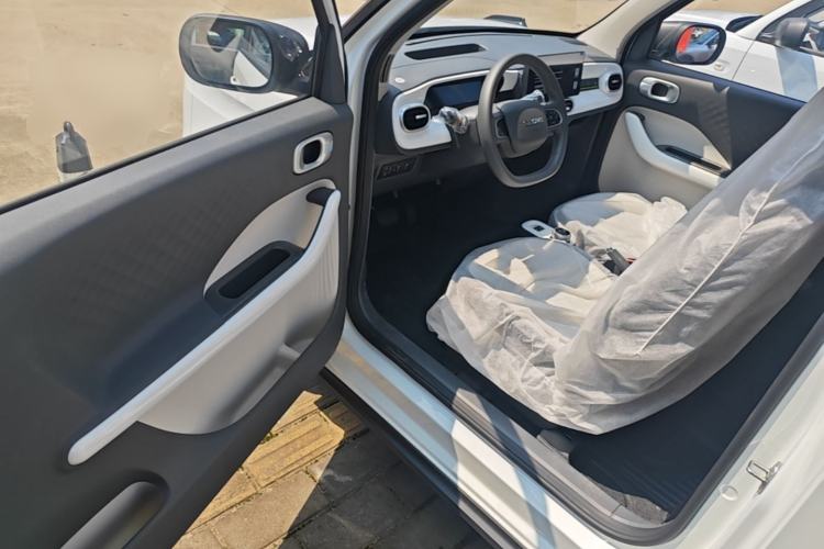 Used Geely Galaxy Panda 2025 210km Panda Kart Driver Seat