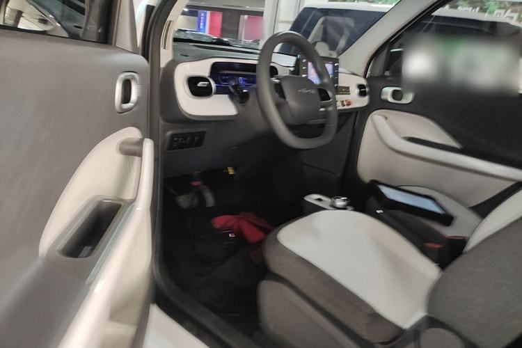 Used Geely Galaxy Panda 2025 210 km – Yuanqi Bear Driver Seat