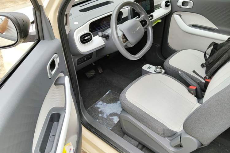 Used Geely Galaxy Panda 2025 210 km – Yuanqi Bear Driver Seat