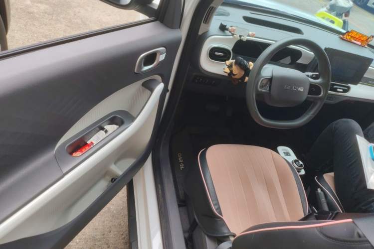 Used Geely Galaxy Panda 2025 210km Panda Rider Driver Seat