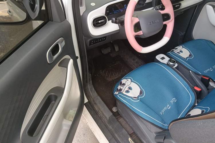 Used Geely Galaxy Panda 2025 210 km – Yuanqi Bear Driver Seat