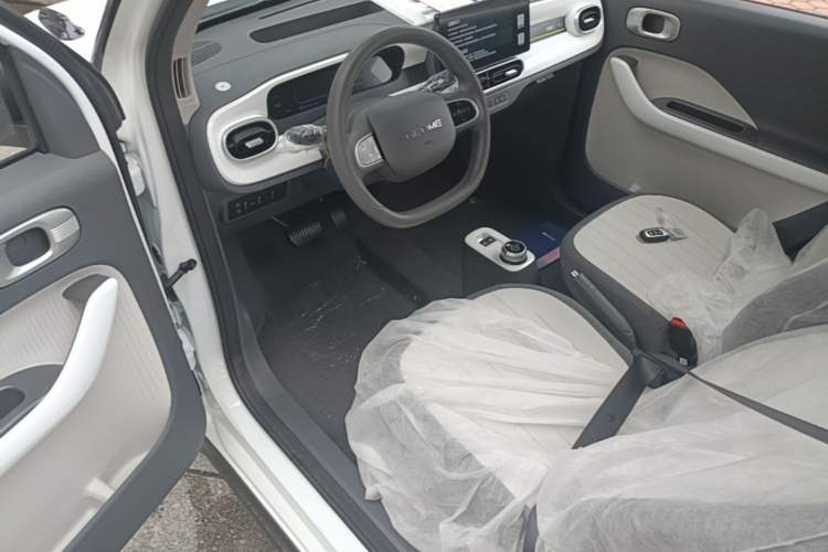 Used Geely Galaxy Panda 2025 210km Panda Kart Driver Seat
