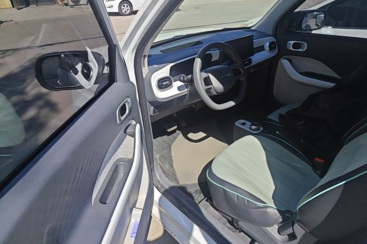 Used Geely Galaxy Panda 2025 210 km – Yuanqi Bear Driver Seat