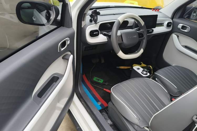 Used Geely Galaxy Panda 2025 210km Panda Rider Driver Seat