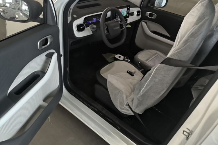 Used Geely Galaxy Panda 2025 210 km – Yuanqi Bear Driver Seat