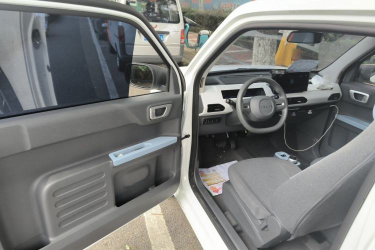Used Geely Galaxy Panda 2025 210 km – Yuanqi Bear Driver Seat