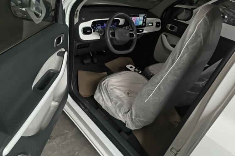 Used Geely Galaxy Panda 2025 210 km – Yuanqi Bear Driver Seat