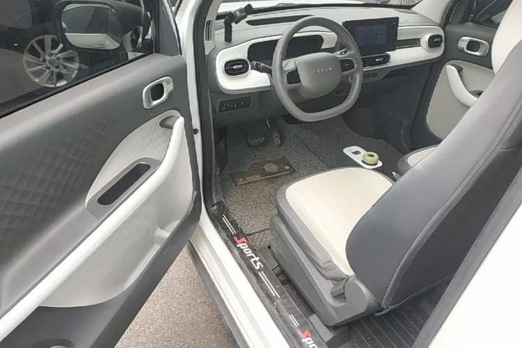 Used Geely Galaxy Panda 2025 210km Panda Kart Driver Seat