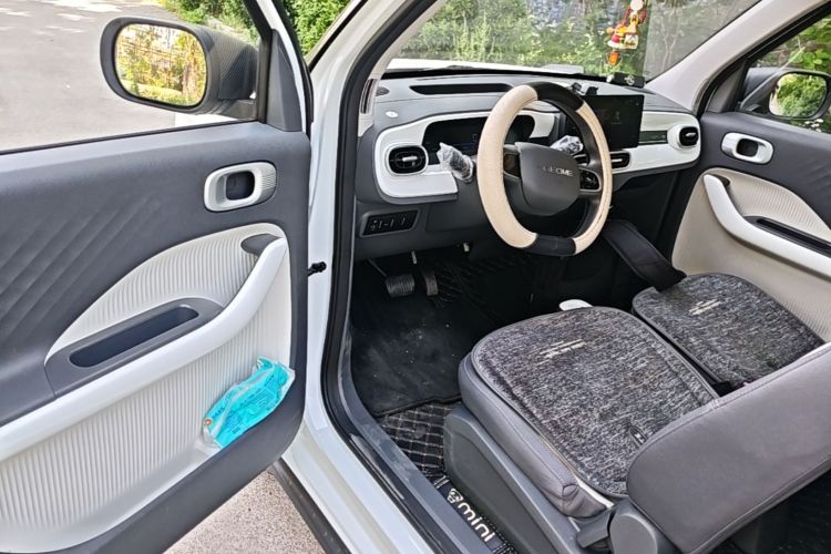 Used Geely Galaxy Panda 2025 210km Panda Kart Driver Seat