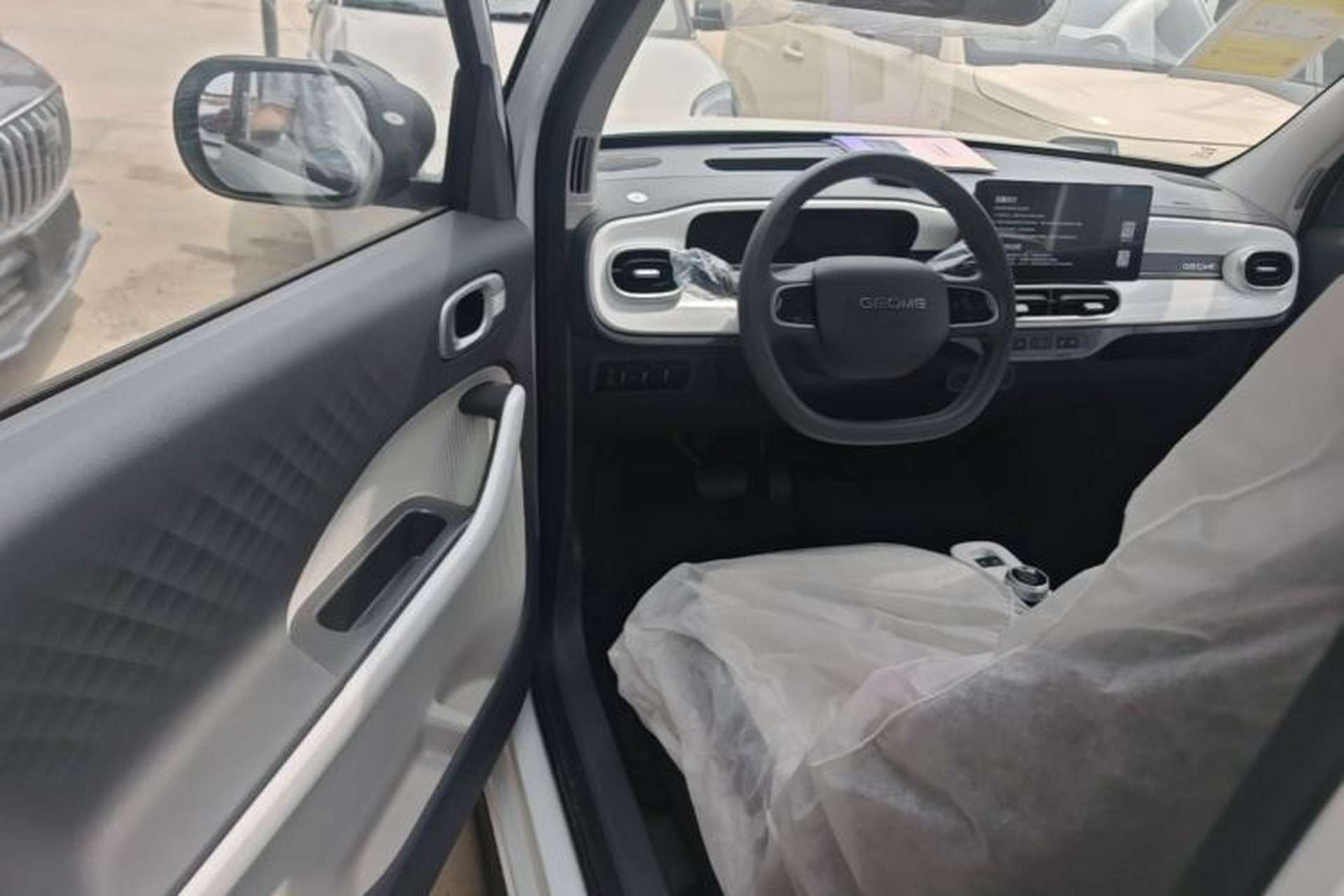 Used Geely Galaxy Panda 2025 210km Panda Kart Driver Seat