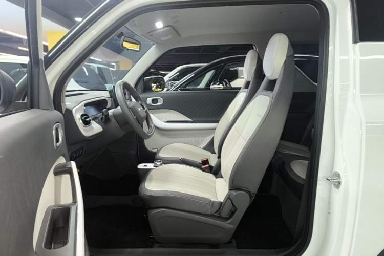 Used Geely Galaxy Panda 2025 210km Panda Kart Driver Seat