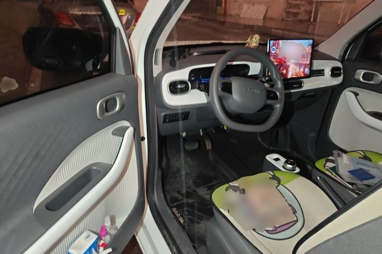 Used Geely Galaxy Panda 2025 210 km – Yuanqi Bear Driver Seat
