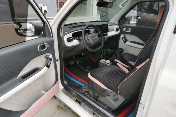 Used Geely Galaxy Panda 2025 210 km – Yuanqi Bear Driver Seat