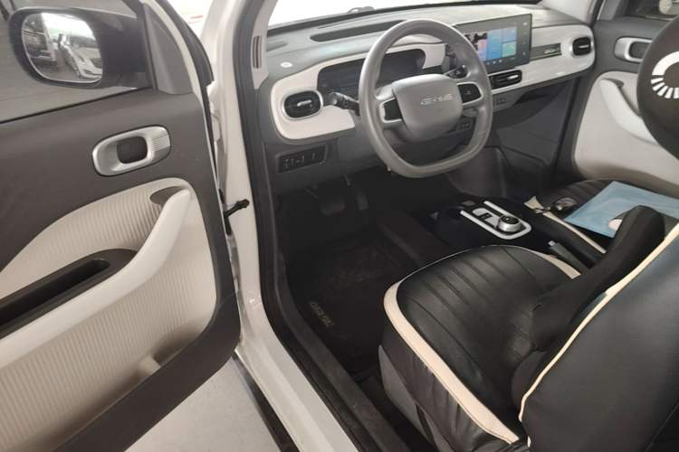 Used Geely Galaxy Panda 2025 210km Panda Rider Driver Seat