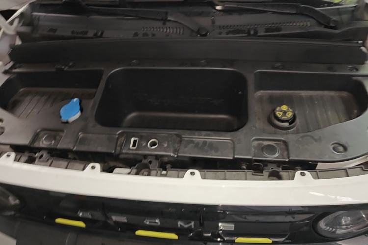 Used Geely Galaxy Panda 2025 210km Panda Rider Engine Bay