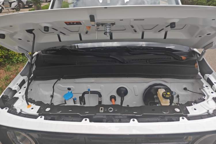 Used Geely Galaxy Panda 2025 210km Panda Rider Engine Bay