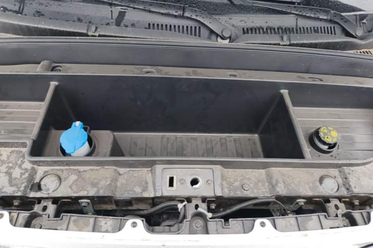 Used Geely Galaxy Panda 2025 210km Panda Kart Engine Bay