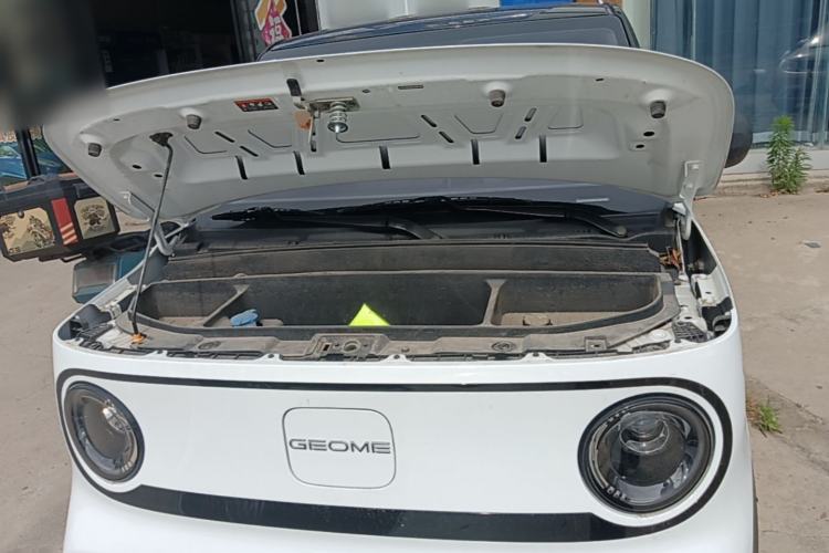 Used Geely Galaxy Panda 2025 210km Panda Kart Engine Bay