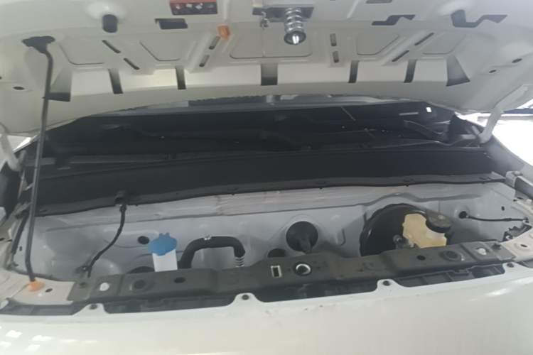 Used Geely Galaxy Panda 2025 210 km – Yuanqi Bear Engine Bay