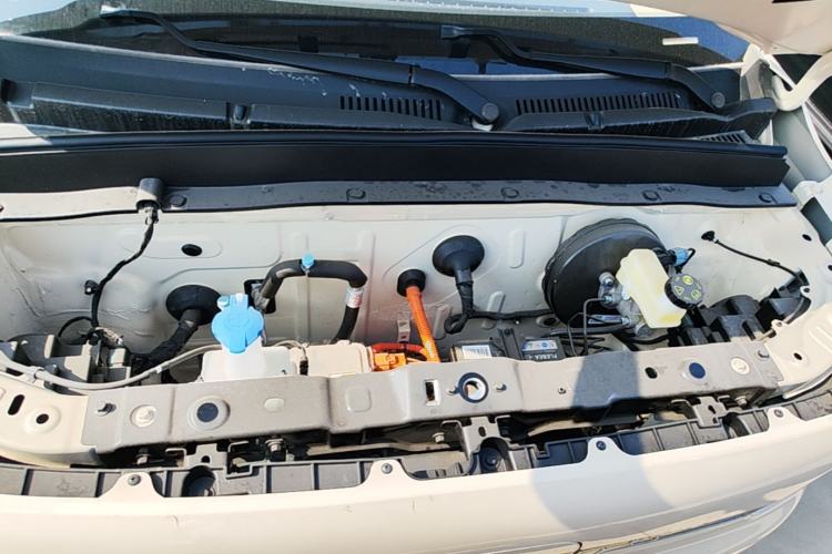 Used Geely Galaxy Panda 2025 210 km – Yuanqi Bear Engine Bay