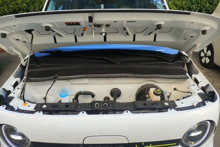 Used Geely Galaxy Panda 2025 210 km – Yuanqi Bear Engine Bay