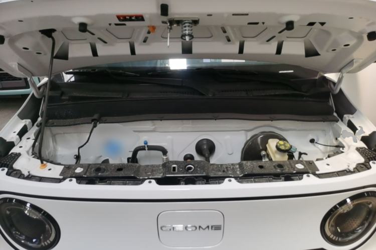 Used Geely Galaxy Panda 2025 210km Panda Kart Engine Bay