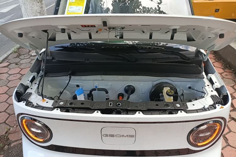 Used Geely Galaxy Panda 2025 210km Panda Kart Engine Bay