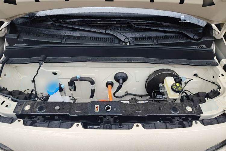 Used Geely Galaxy Panda 2025 210 km – Yuanqi Bear Engine Bay