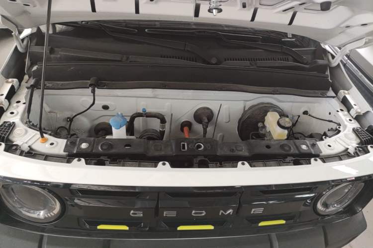 Used Geely Galaxy Panda 2025 210km Panda Rider Engine Bay